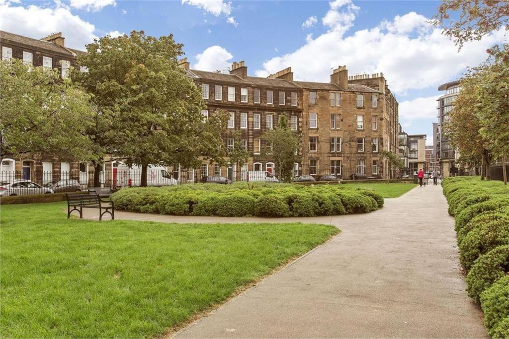 1 Bedrooms Flat In Central Edinburgh Haymarket, Heart Of Edinburgh Flat Sleeps 4 , Dış mekan fotoğraf