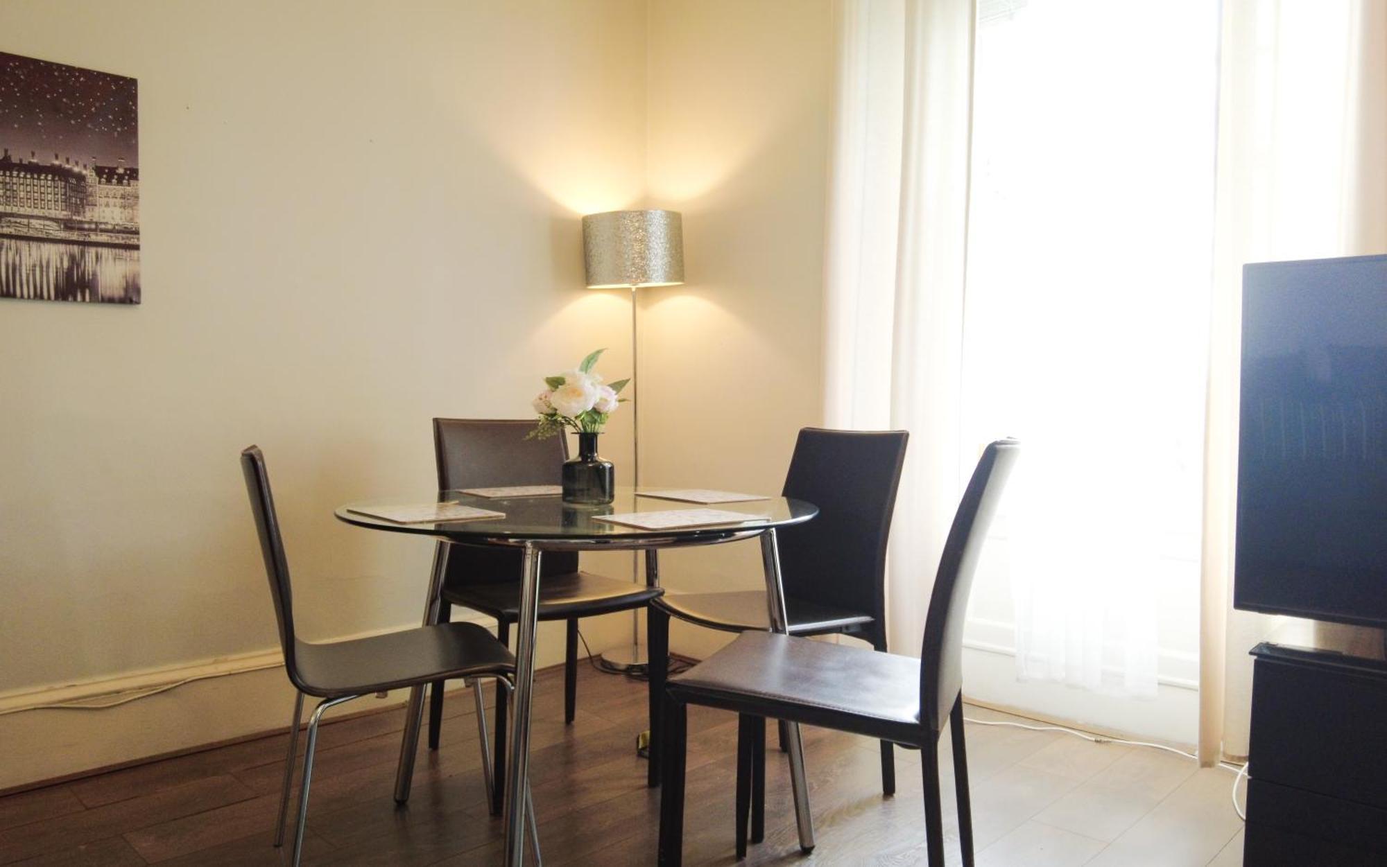 1 Bedrooms Flat In Central Edinburgh Haymarket, Heart Of Edinburgh Flat Sleeps 4 , Dış mekan fotoğraf