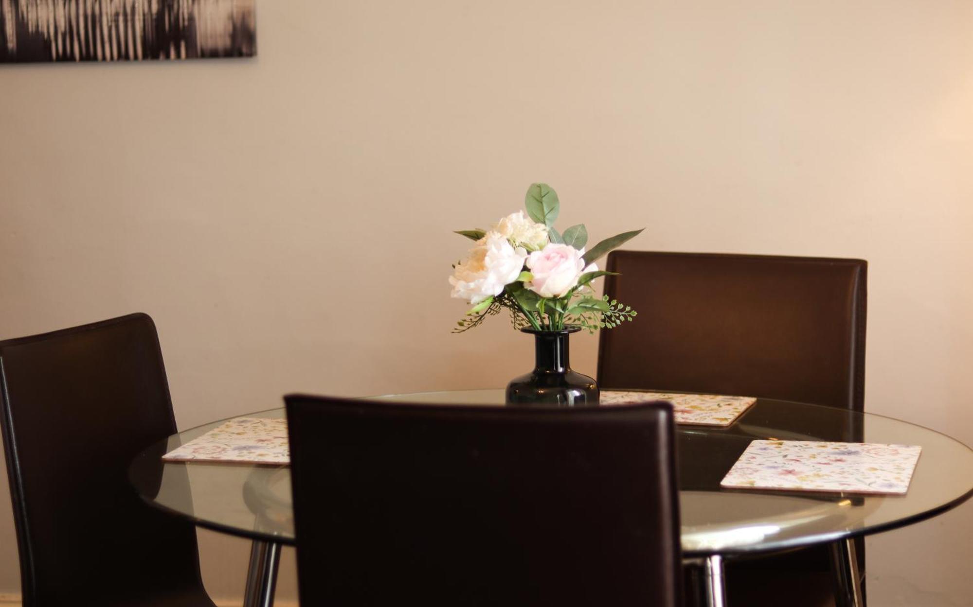 1 Bedrooms Flat In Central Edinburgh Haymarket, Heart Of Edinburgh Flat Sleeps 4 , Dış mekan fotoğraf
